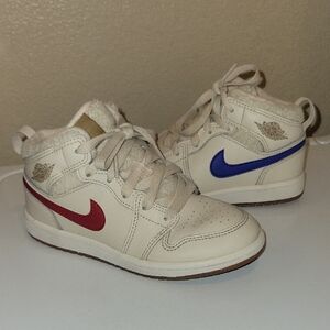 Air Jordan 1 Mid Kid's Fleece Pearl White